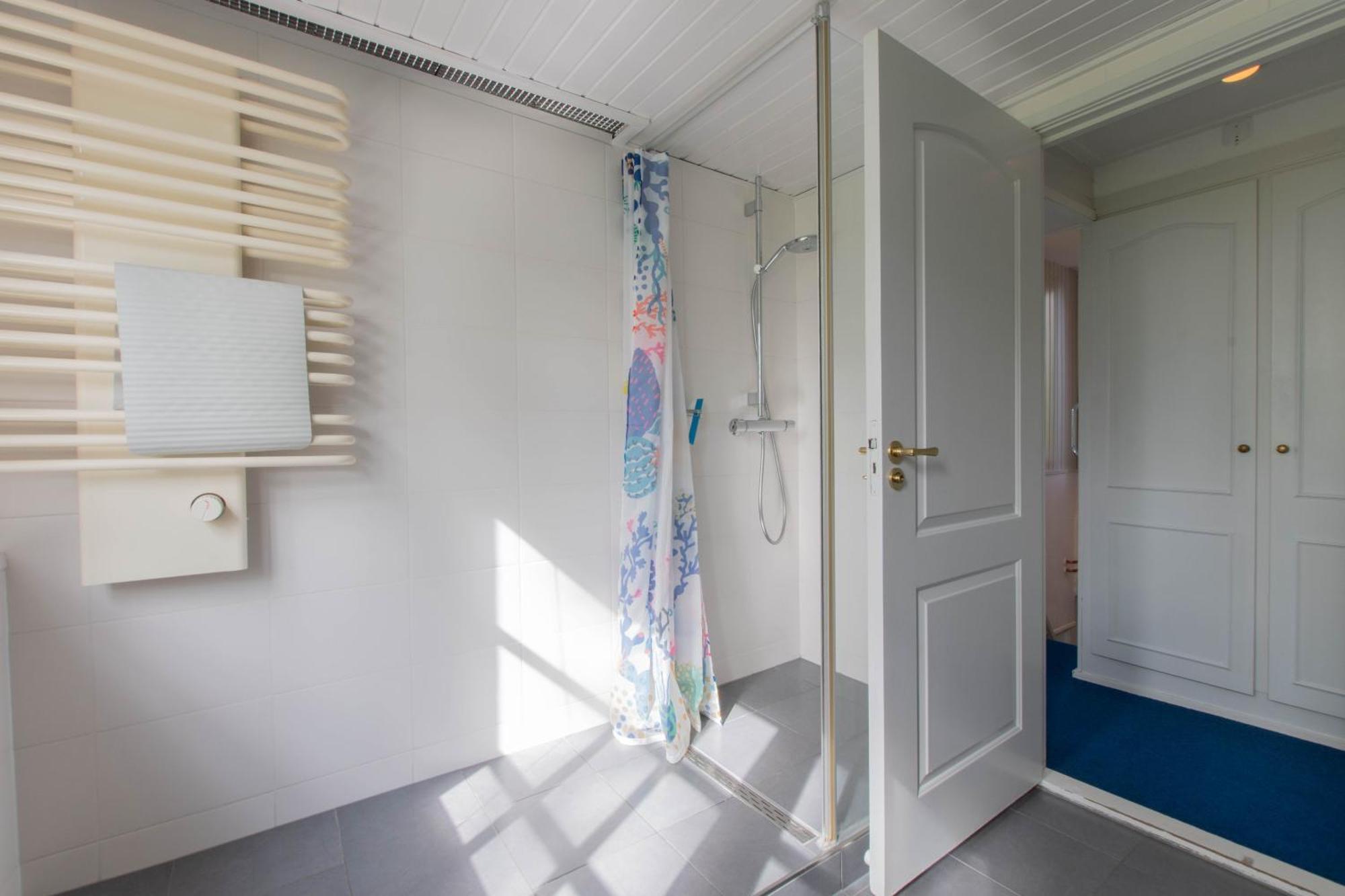 Prachtig Gelegen Vrijstaand Landhuis Hansweert Luaran gambar