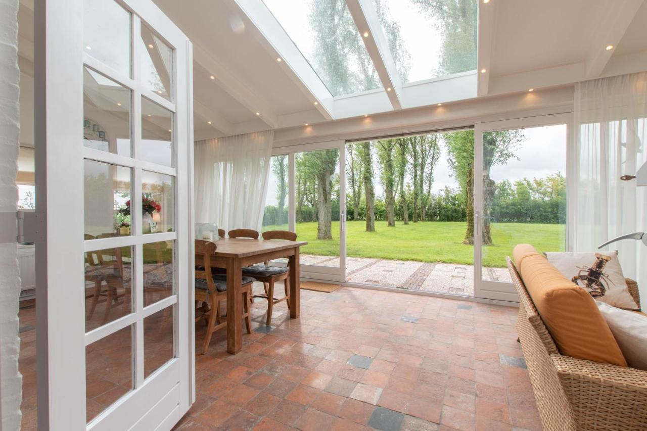 Prachtig Gelegen Vrijstaand Landhuis Hansweert Luaran gambar