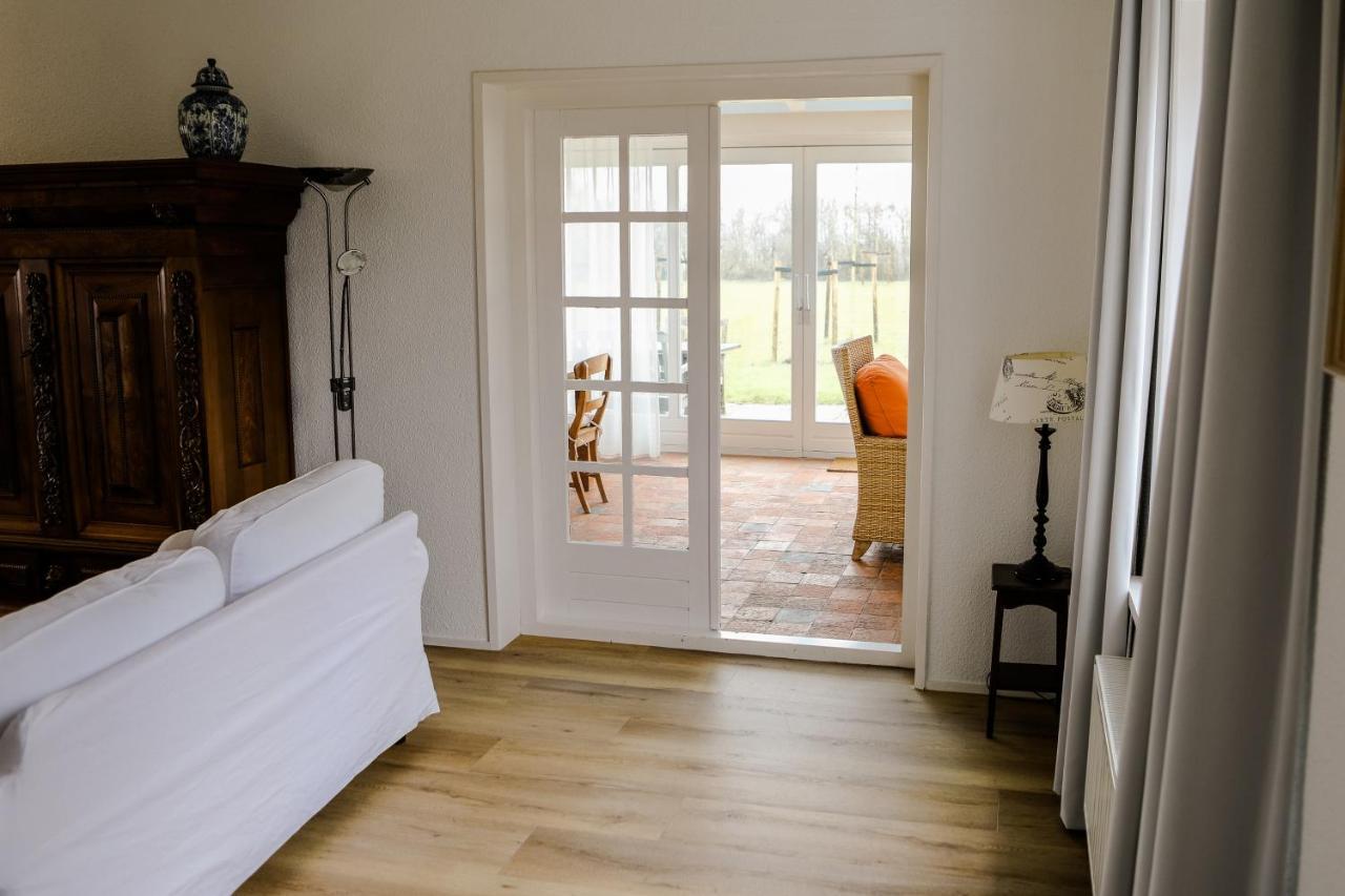 Prachtig Gelegen Vrijstaand Landhuis Hansweert Luaran gambar